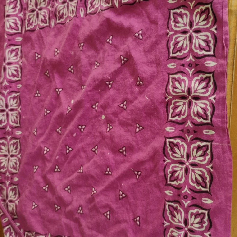 💖 PINK & White 💯% COTTON Printed Bandana Scarf EPLVC WASHFAST COLORS - Picture 3 of 16
